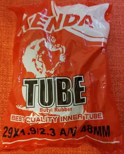 Câmara De Ar Kenda Bicicleta Aro 29 - Bico Grosso 48mm Schrader